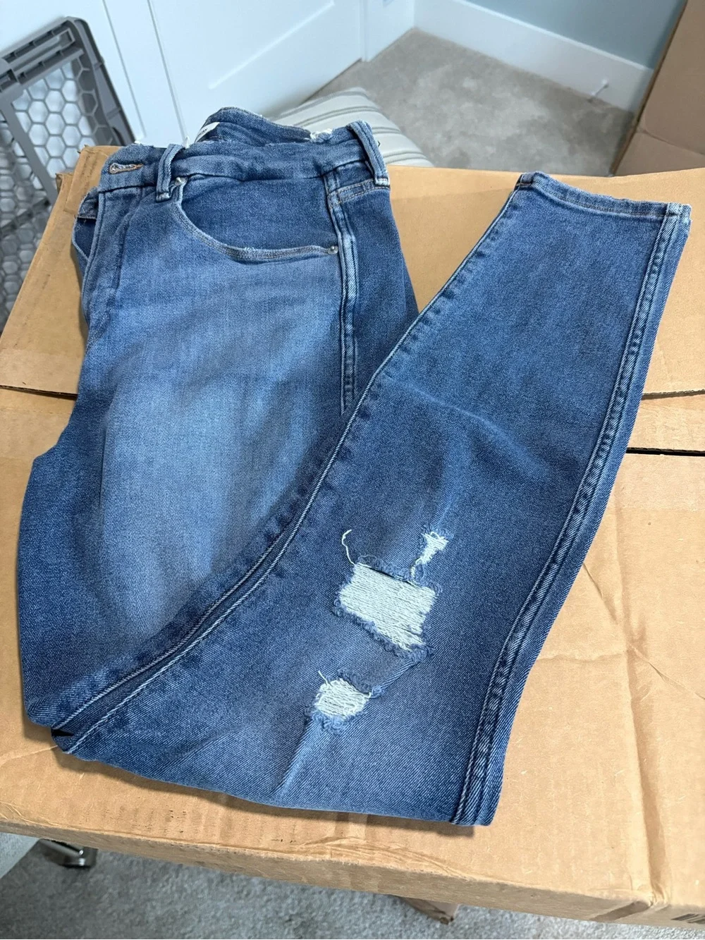 Good American Medium Blue Distressed Good Curve Skinny Jeans